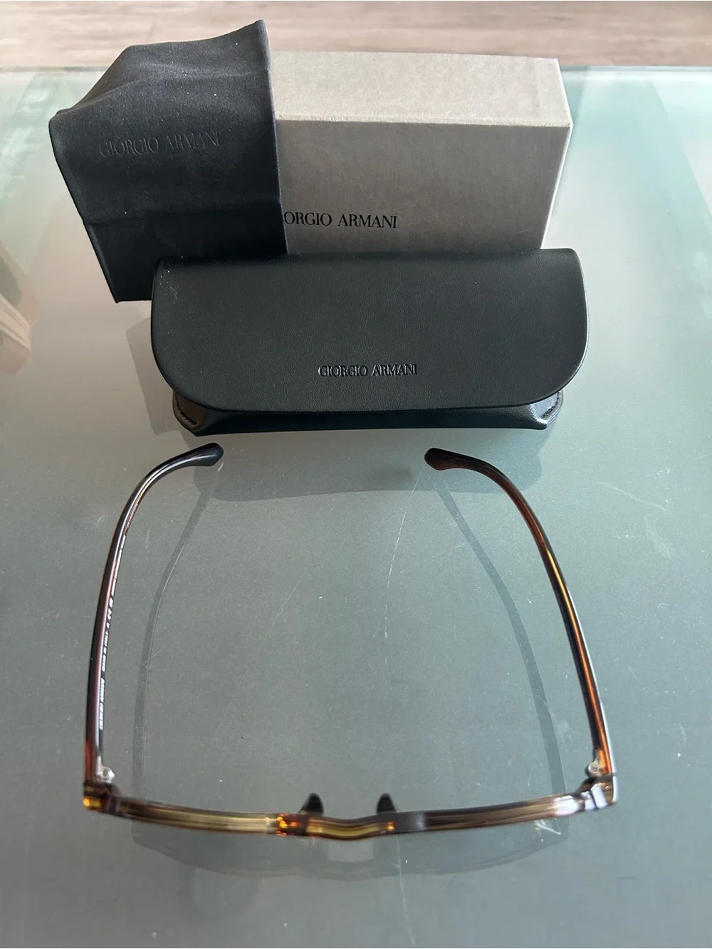 Giorgio Armani certificate clear text